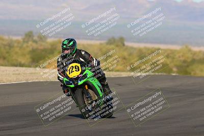 media/Oct-29-2022-CVMA (Sat) [[14c0aa3b66]]/Race 11 Amateur Supersport Open/